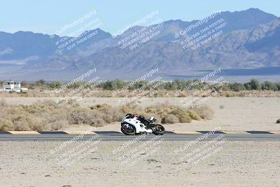 media/Nov-16-2025-Race Pace (Sun) [[8c5fa54630]]/Non Verified Riders (1st 20 Minutes)/4-Turn 16 (1116am)/